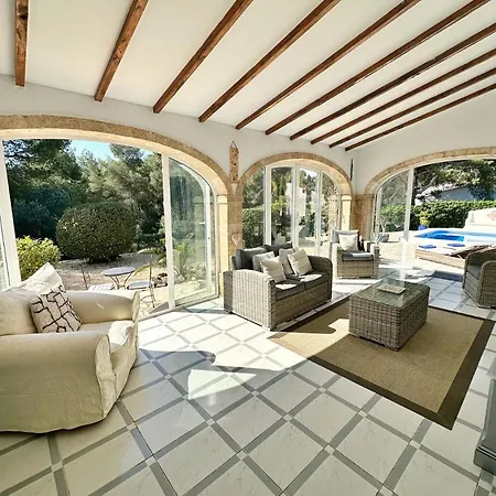 Villa Paraiso *