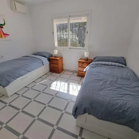 Villa Paraiso *